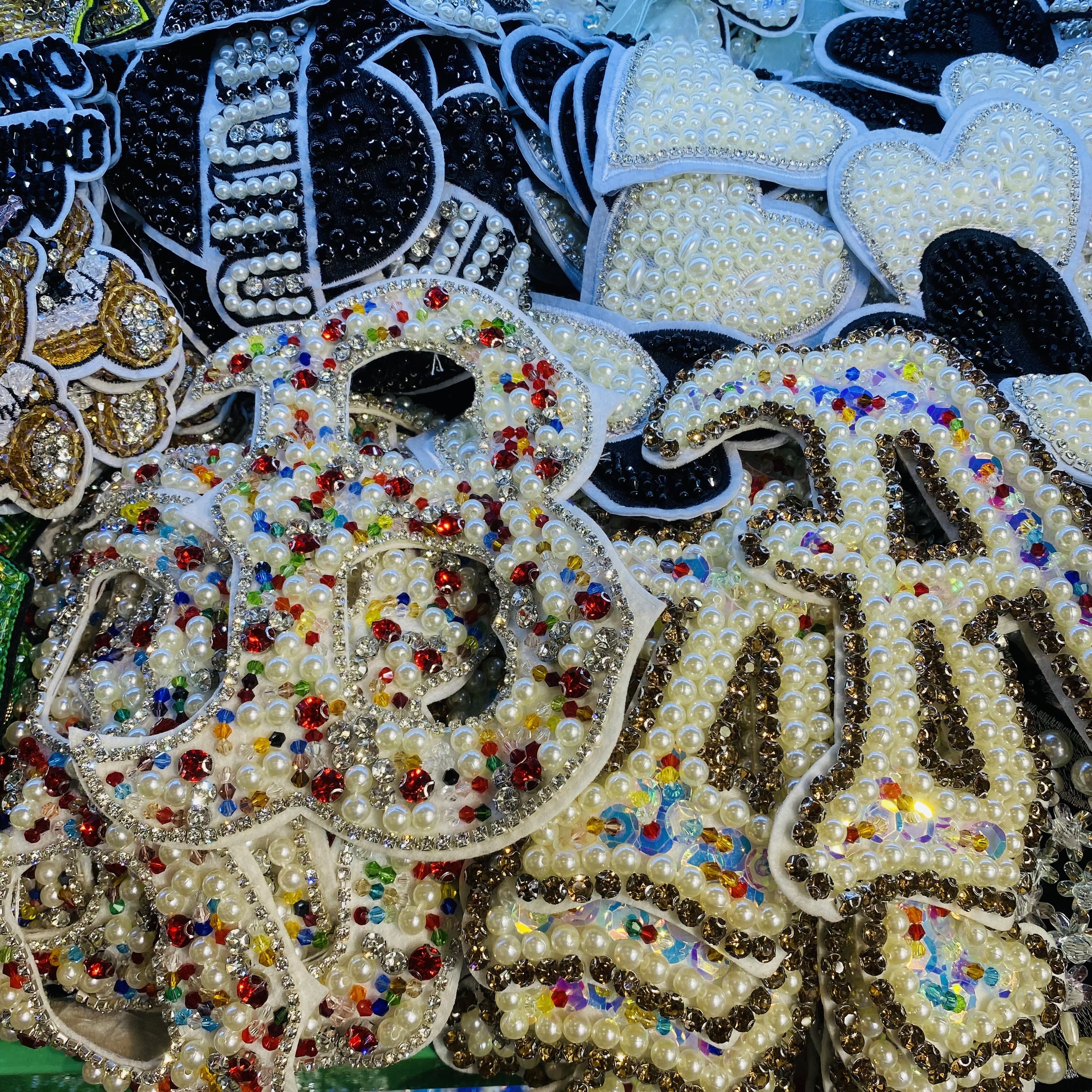 rhinestone patch with pearl fashion design for Lady garment