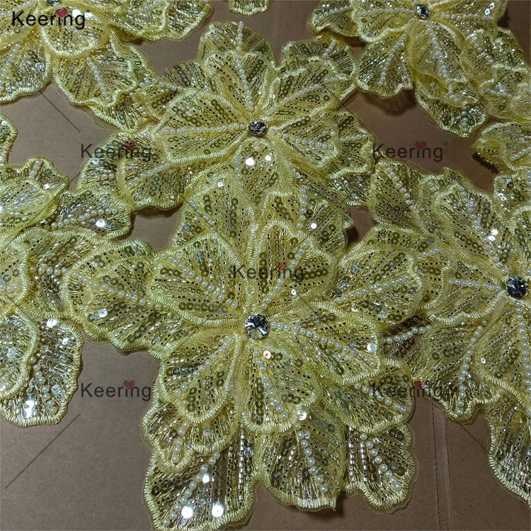 Handmade Sew On Crystal Rhinestones Pearl Beaded Sequin 3D Flower Patches For Garment Wedding Dress WPH-1900