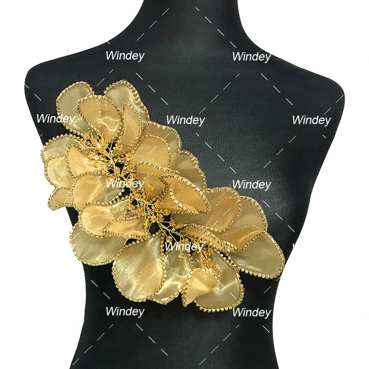 New Bridal 3D Wire Work Handmade Pearl 3D Flowers Sew On Applique Organza Rhinestone Patch For Wedding Dress