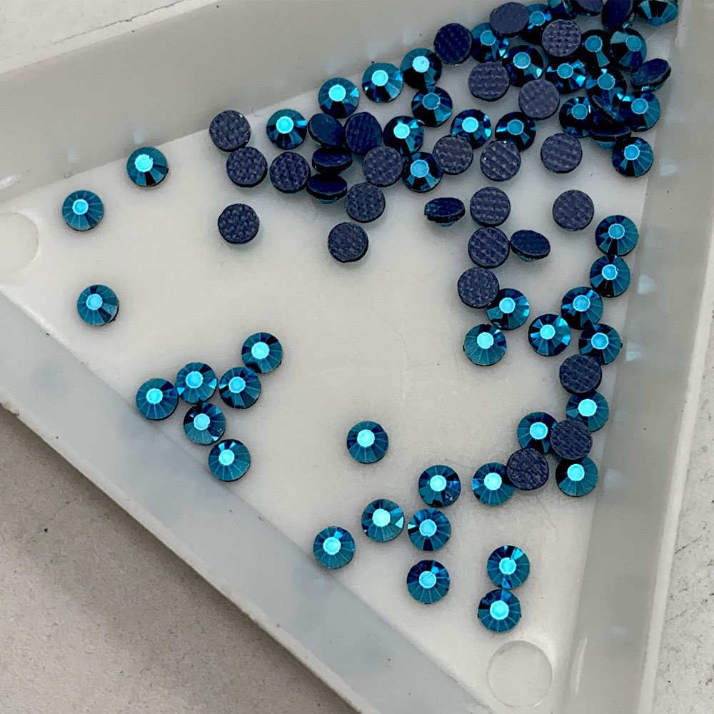 Factory direct 2024 new hematite colours SS10 hot fix rhinestone red fuchsia hematite green aquamarine hematite hotfix crystal