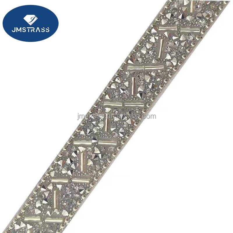 Wholesale rhinestone trim hot fix strass crystal rhinestone trimming for shoes accessories