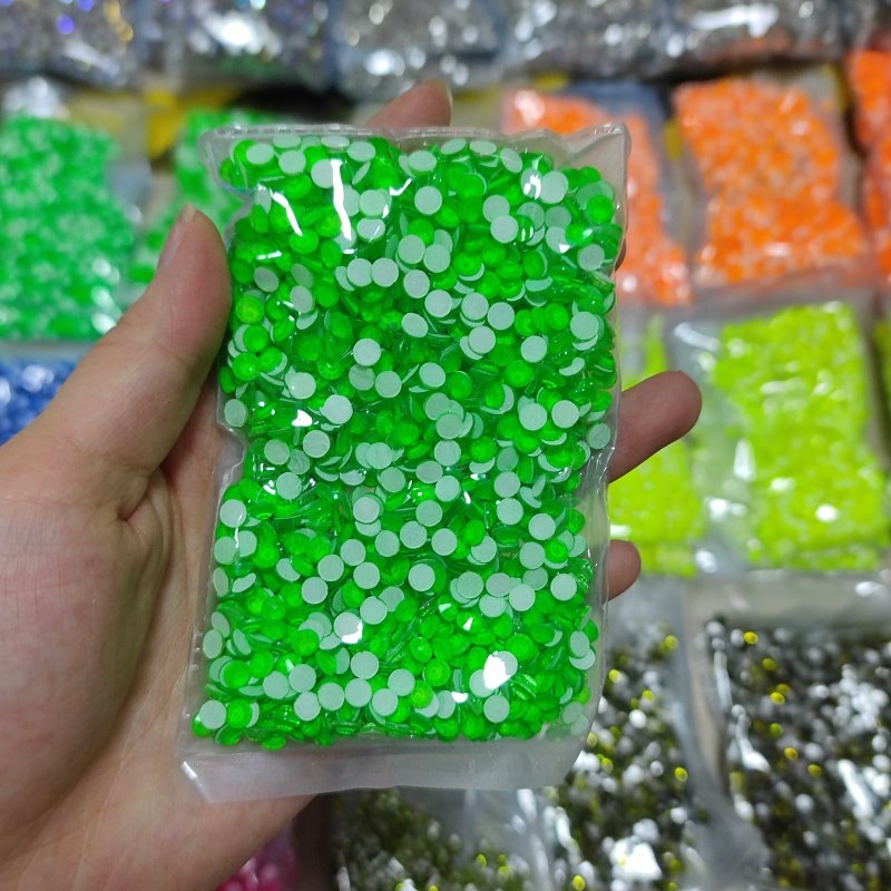 Factory Wholesale Rhinestone Neon Pink Glass Rhinestones For Nail Dress