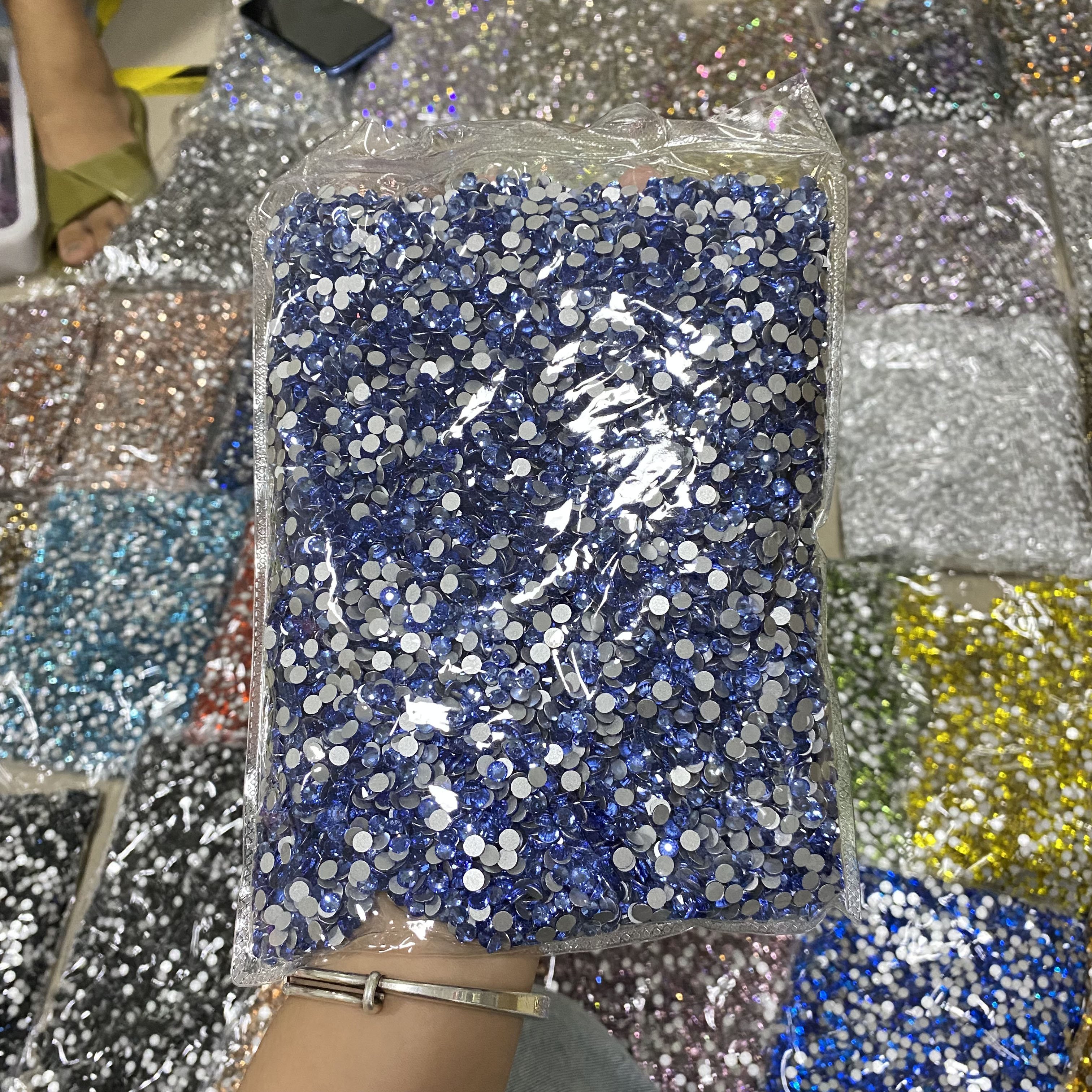 XULIN SS30 288pcs/bag Hyacinth Color Non Hotfix Loose Glass Rhinestone For Garment Accessories