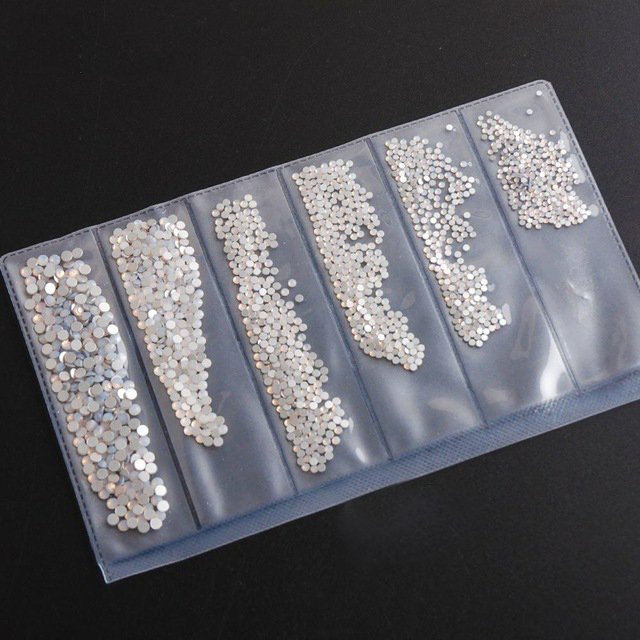 Hot sale 3D nail art decoration stones rhinestone for nail art