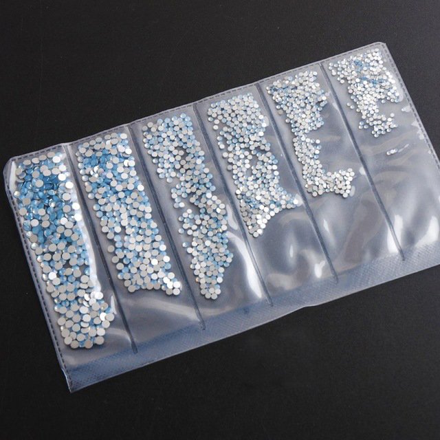 Hot sale 3D nail art decoration stones rhinestone for nail art