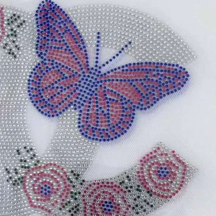 Fast delivery wholesale OEM rhinestone heat transfers custom