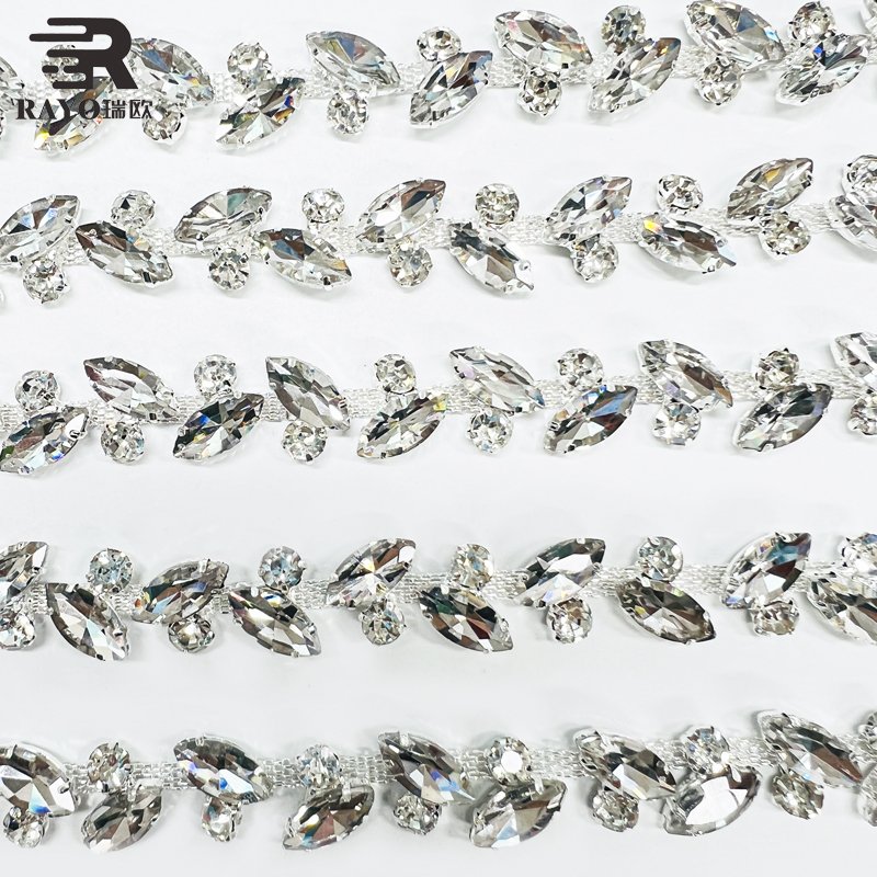 Wholesale New Design Crystal Color Rhinestone Trimming Decorating Garment Shirt Accessories