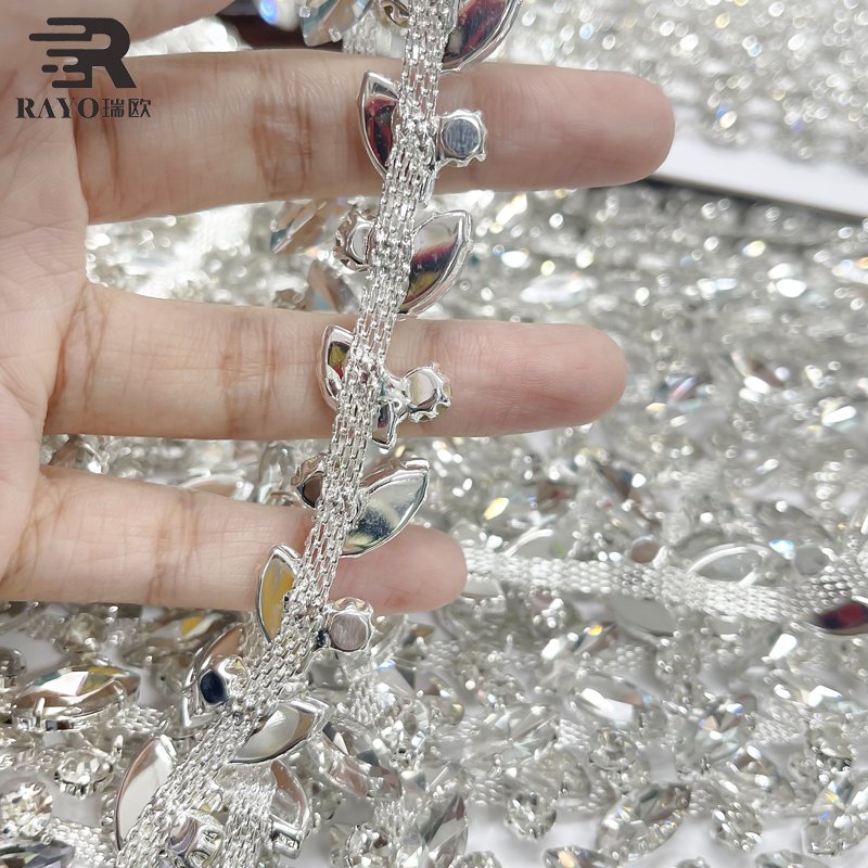Wholesale New Design Crystal Color Rhinestone Trimming Decorating Garment Shirt Accessories
