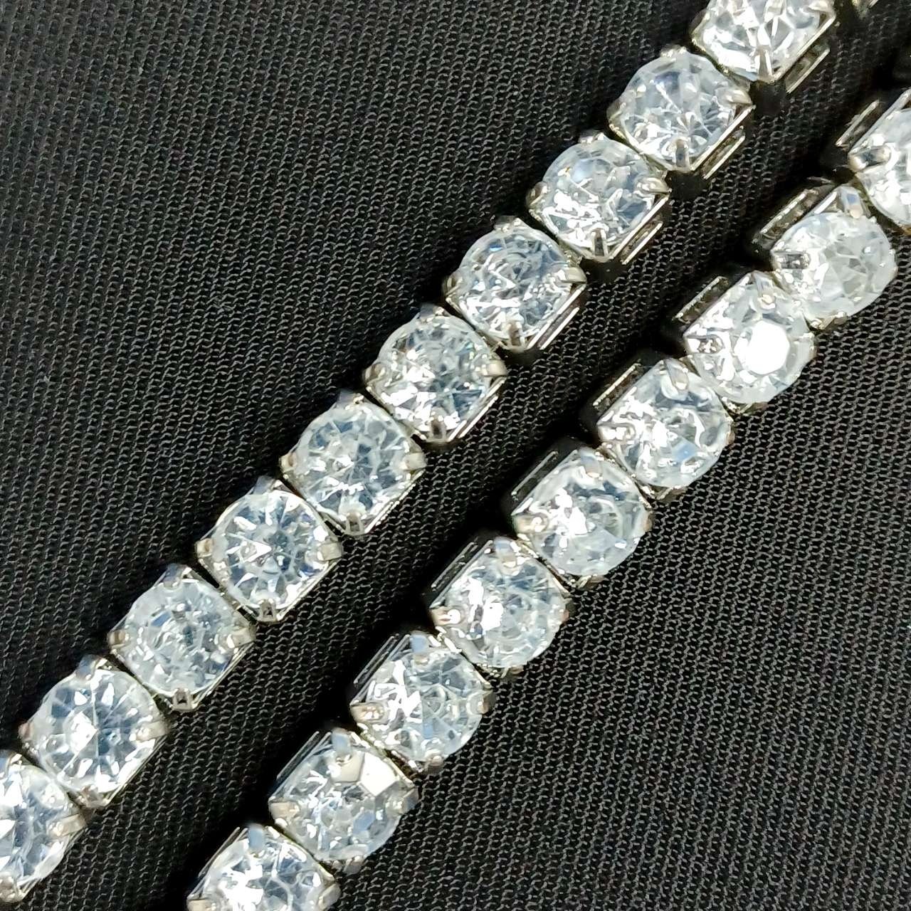 Popular Bling Bling Acrylic chain with Rhinestone