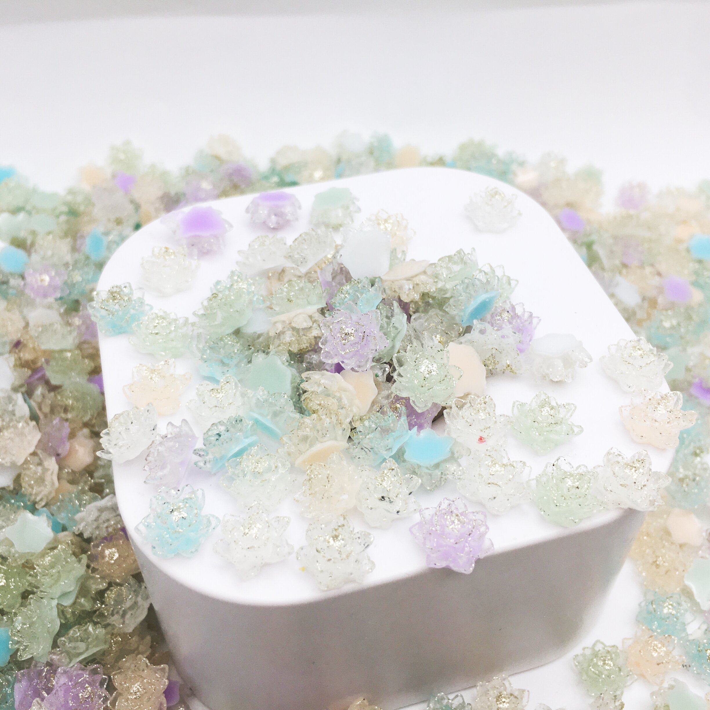 SINRONGSINRONG 3D Glitter Powder Resin Diamond Nail Art Accessories Transparent Flatback Rhinestones Clothing Bags Shoes Glue-On