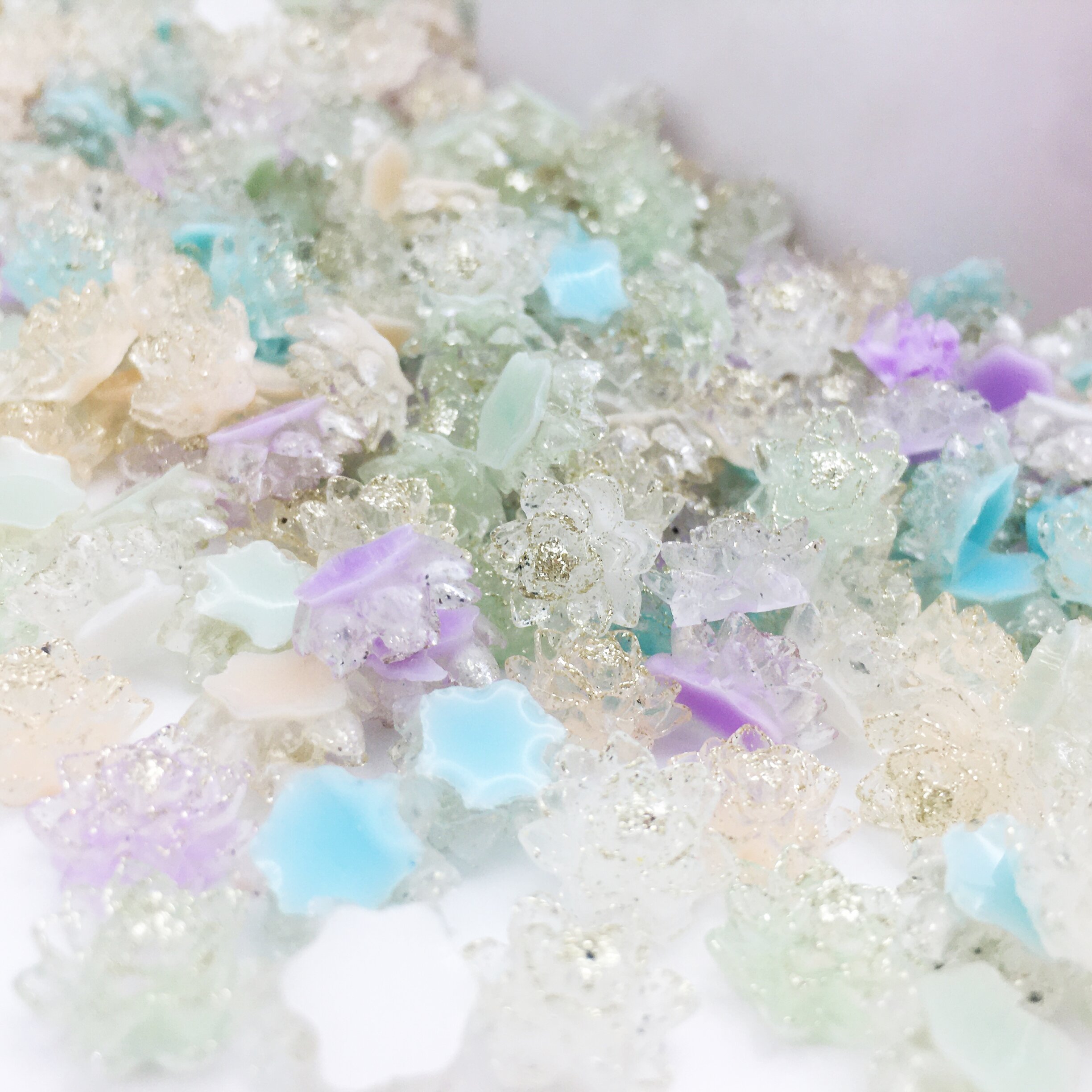 SINRONGSINRONG 3D Glitter Powder Resin Diamond Nail Art Accessories Transparent Flatback Rhinestones Clothing Bags Shoes Glue-On