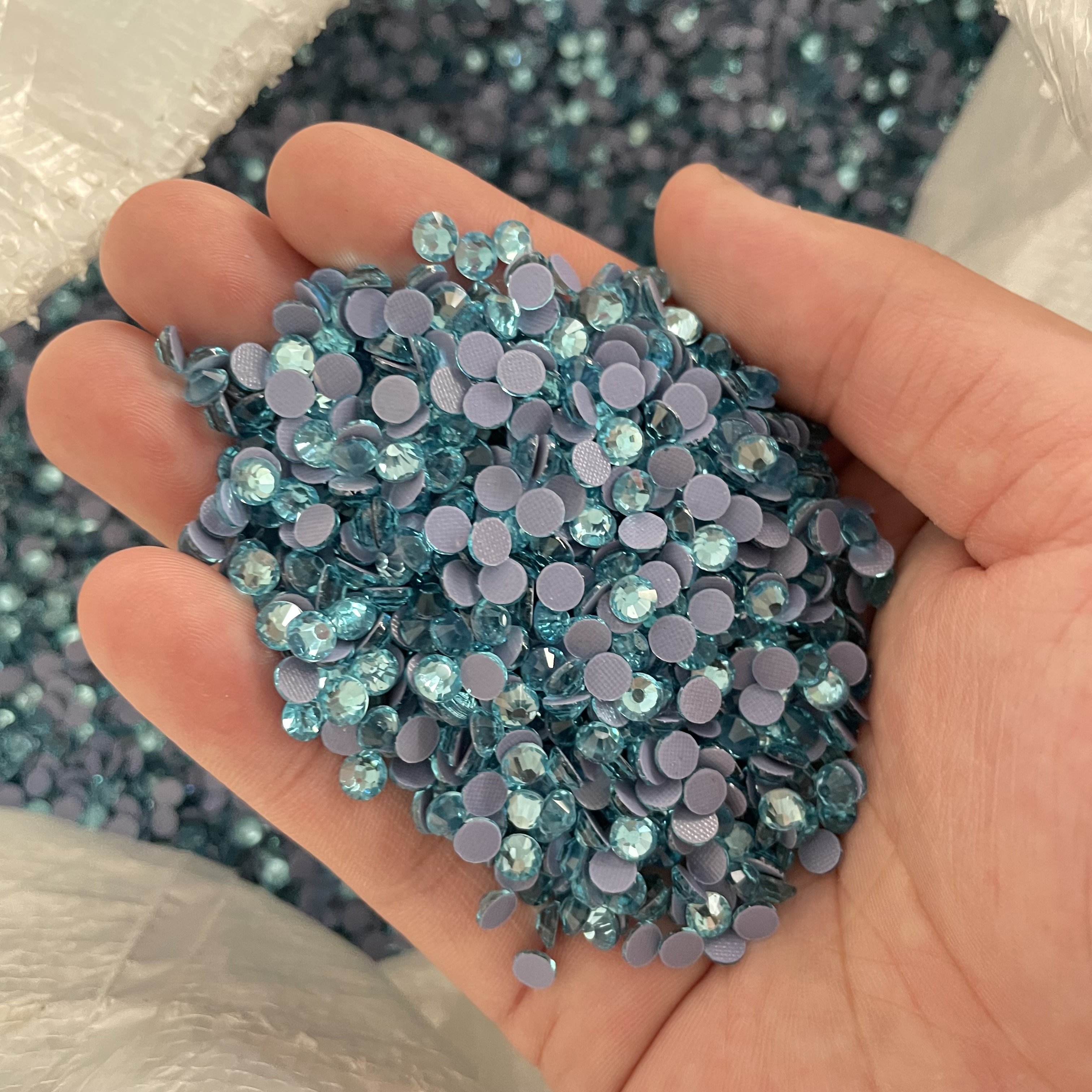 Yantuo 1440pcs Stone Wholesale Flat Back Glass Multiple Colors multi pack hotfix rhinestone For Iron On Crystal Design