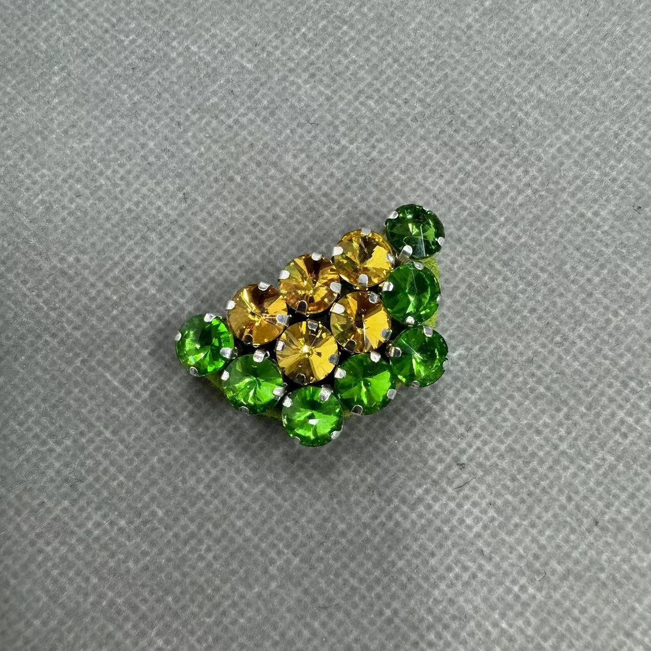 ZSY Custom rhinestone patches 3d handmade rhinestone beaded patches for clothes Fruit design embroidery Patches