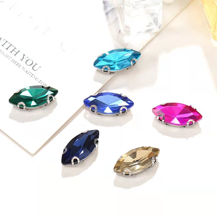 Hot sale crystal horse eye glass point back fancy rhinestone beads for garment accessories