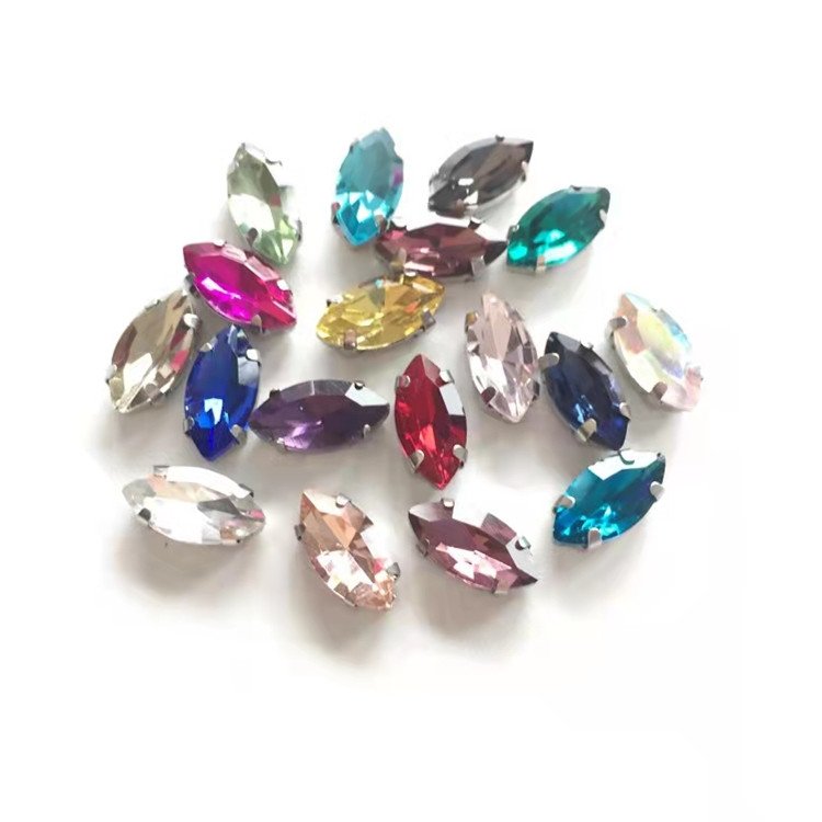 Hot sale crystal horse eye glass point back fancy rhinestone beads for garment accessories