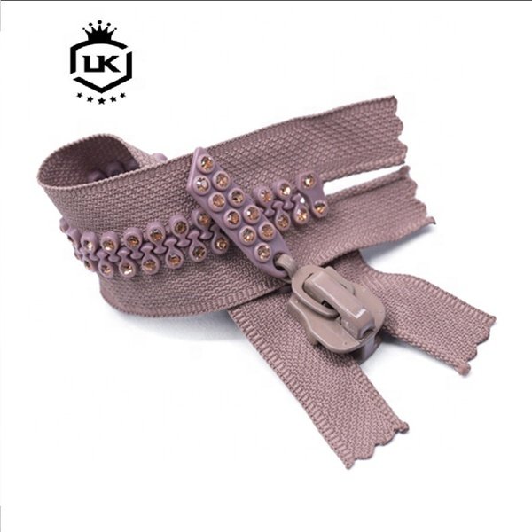 Lanke Custom Rhinestone Zipper With Plastic Teeth and Diamond Zipper use for fashion garments or shoes