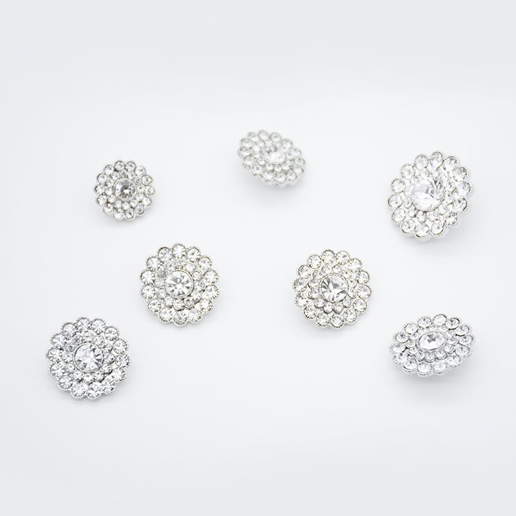 20mm Silver flower shaped metal crystal rhinestone button for wedding dress