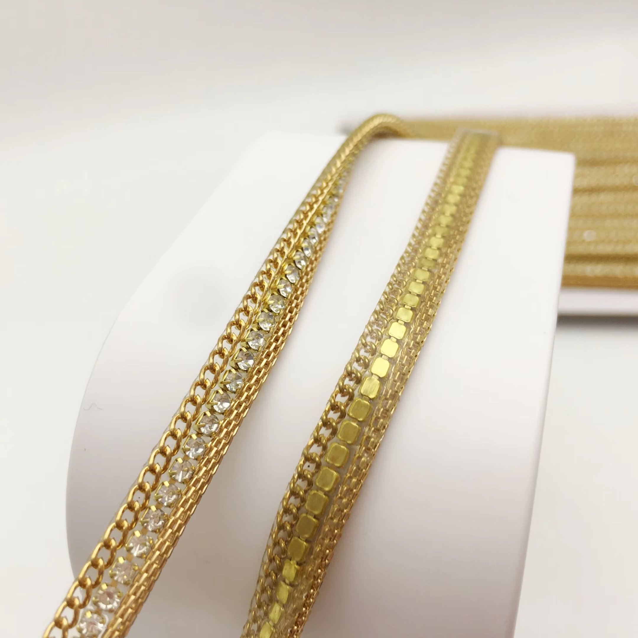 SINRONG Hot repair Crystal decoration Long strip metal chain rhinestone dress with ribbon wedding decoration accessories