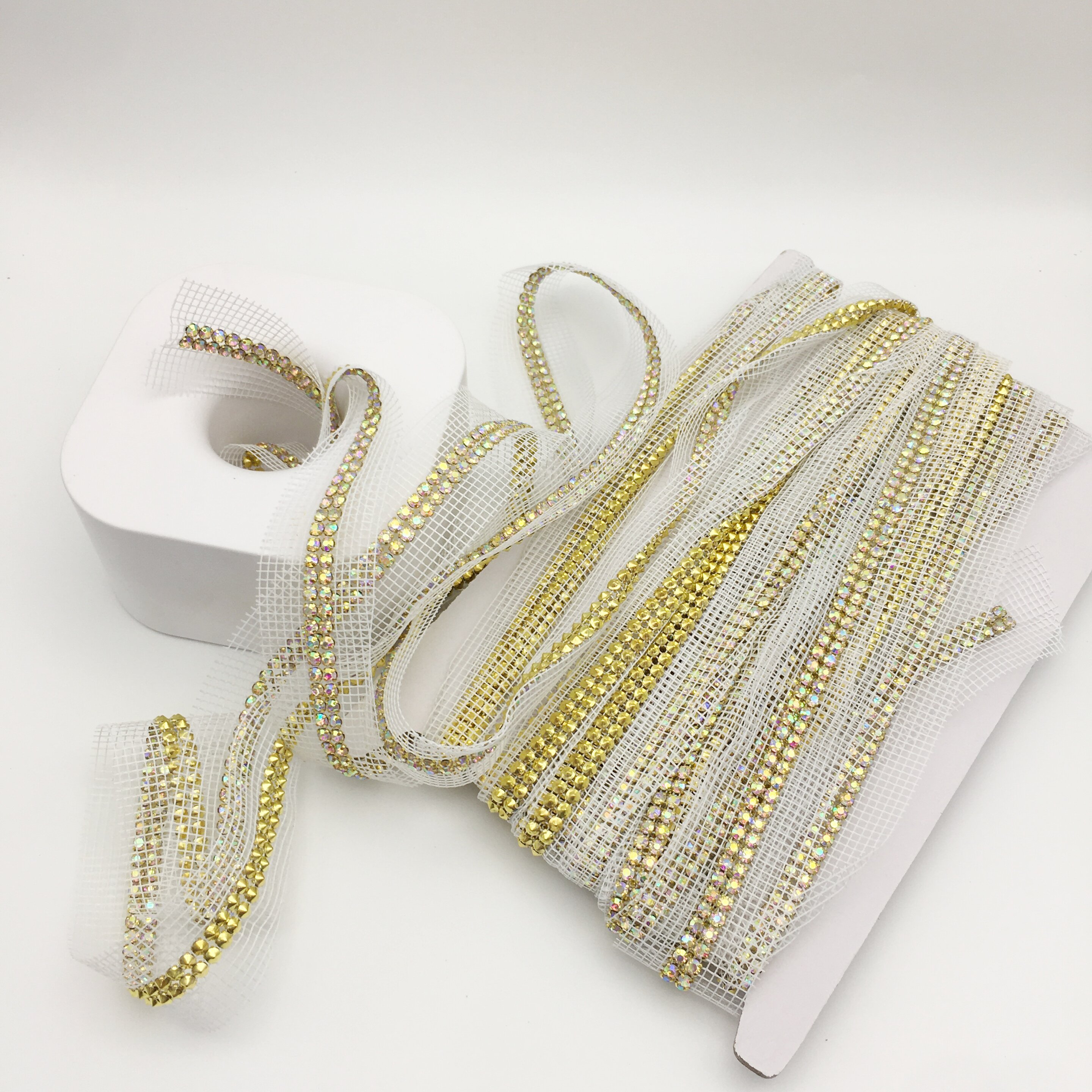SINRONG Double-Row Rhinestone Chain Flatback Sew-On Glass for Shoes Garments Bags Both Sides Drill on Mesh Fabric