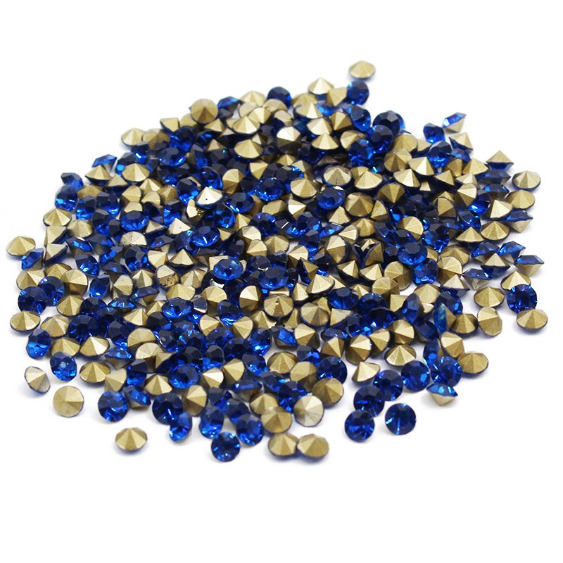 Yusheng Wholesale 3D Mixed Sizes Bagged Crystal Hight Quality Glass Nail Art Charm Decoration Crystals Rhinestone Bulk Set