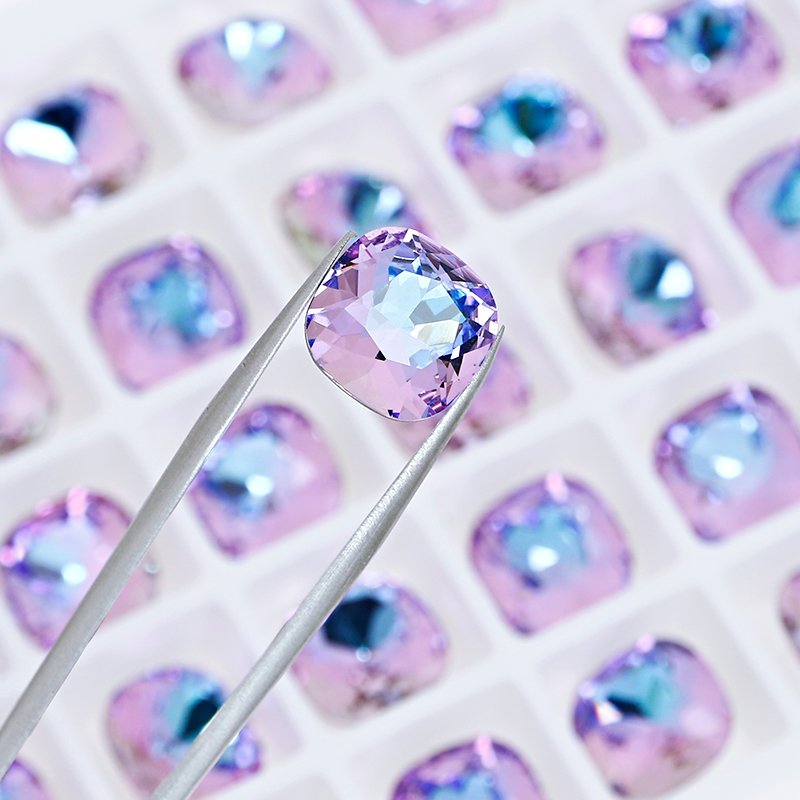 Dongzhou 10mm square glass rhinestones K9 crystal fancy stone wholesale loose crystal beads For jewelry nail art diy accessories