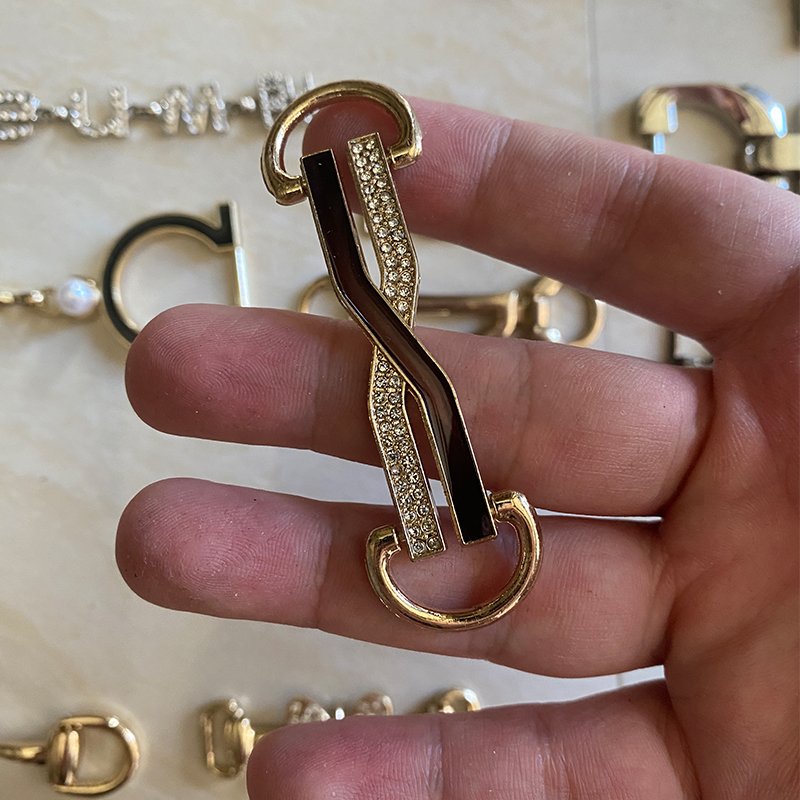 Customized Logo Metal Travel Blank Clothing Luggage Bag Letter Rhinestone Sequins Handmade ID Tags Hardware Metal Tags