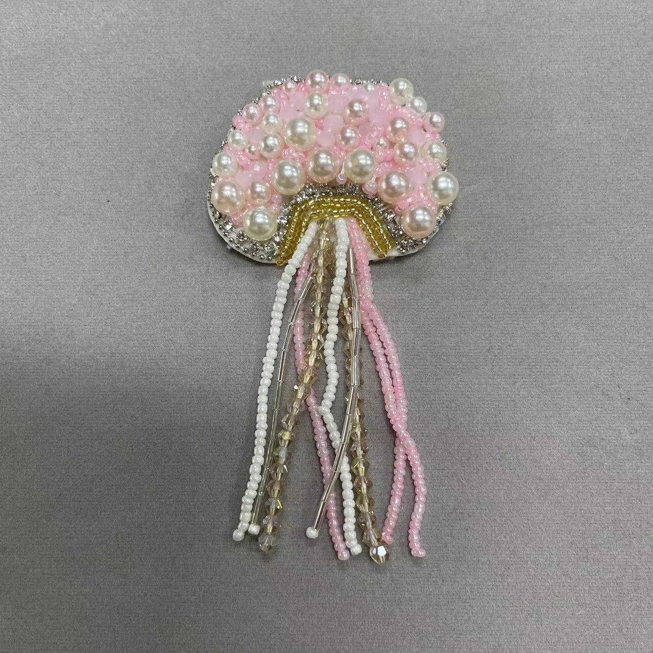 ZSY Handmade Rhinestone Appliques jellyfish Beaded Sew On Patches For DIY Hats Bags Clothing Decorative Accessories
