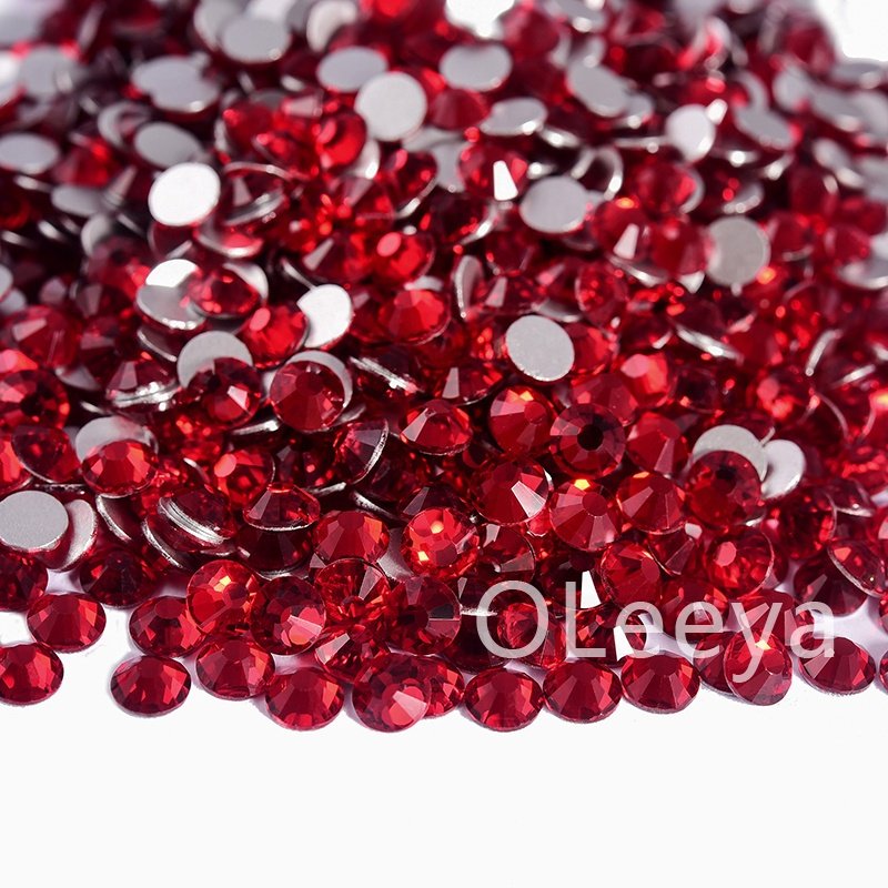 OLeeya Manufacturer Wholesale Red Colors Series 12 to 16 Cuts Glass Crystals Flatback Non Hotfix Rhinestone for Nails