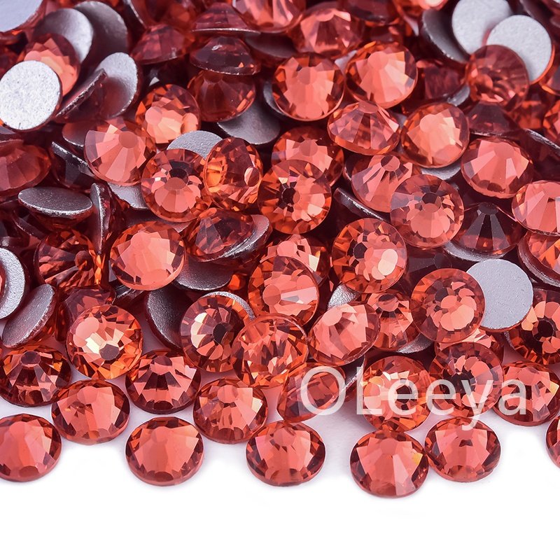 OLeeya Manufacturer Wholesale Red Colors Series 12 to 16 Cuts Glass Crystals Flatback Non Hotfix Rhinestone for Nails