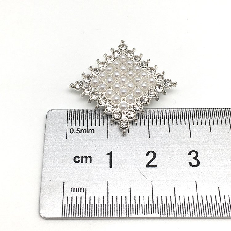 New Design Bling Metal Button for Wedding Dress flower decorative nickel-free rhinestone Jewelry metal button