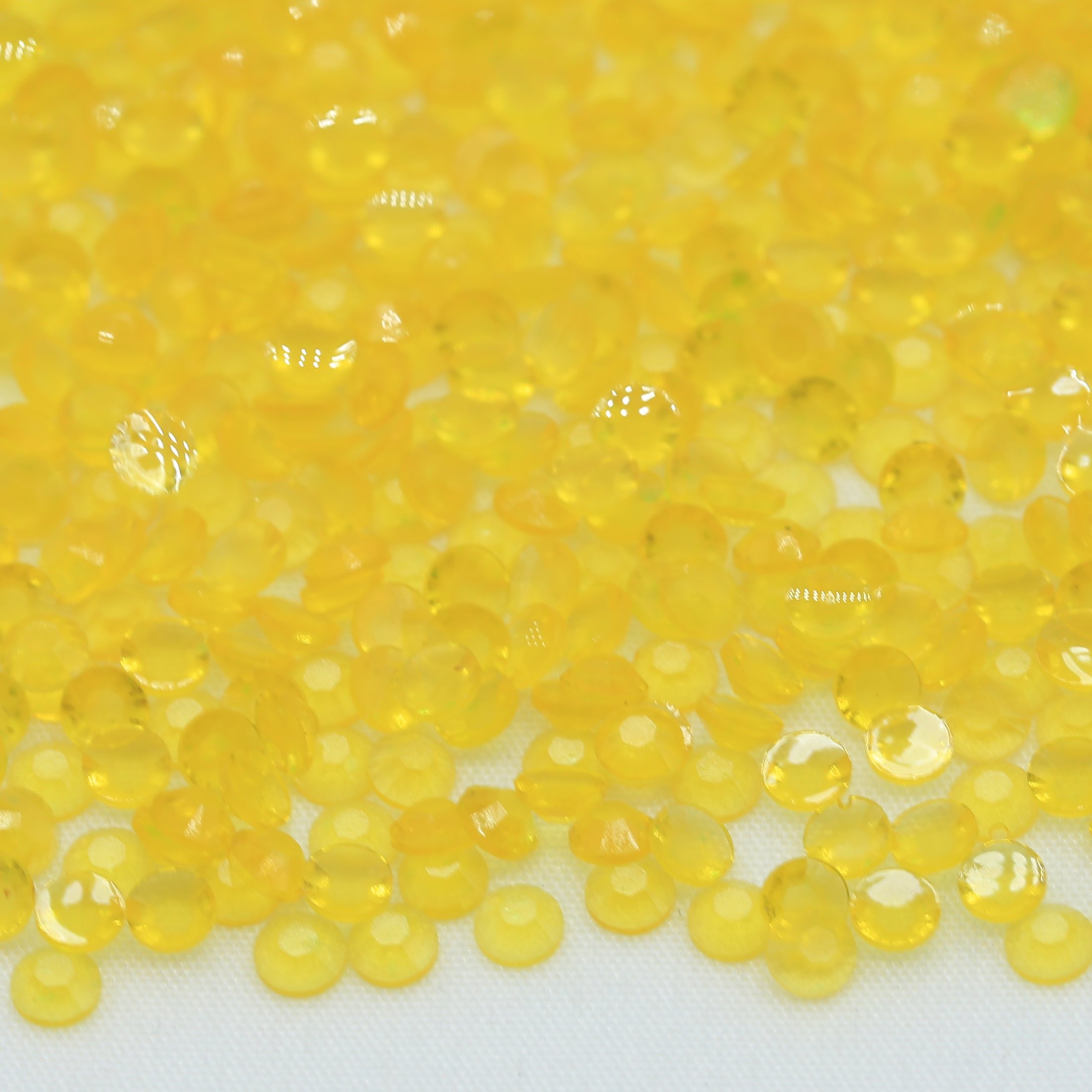 XULIN Factory Wholesale Clear colors Bulk Package Flat Back 3mm Luminous Transparent Bottom Resin Rhinestone beads