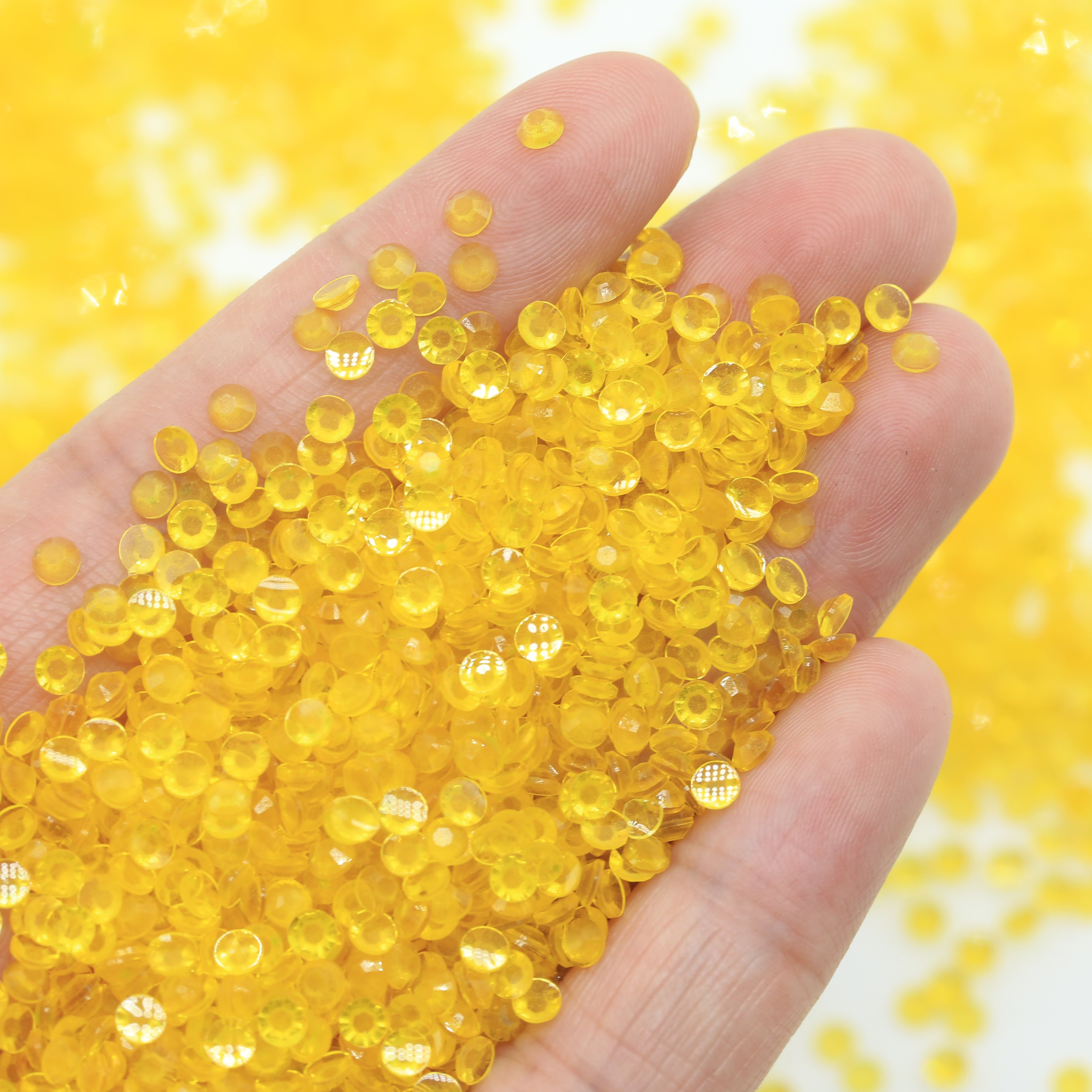 XULIN Factory Wholesale Clear colors Bulk Package Flat Back 3mm Luminous Transparent Bottom Resin Rhinestone beads