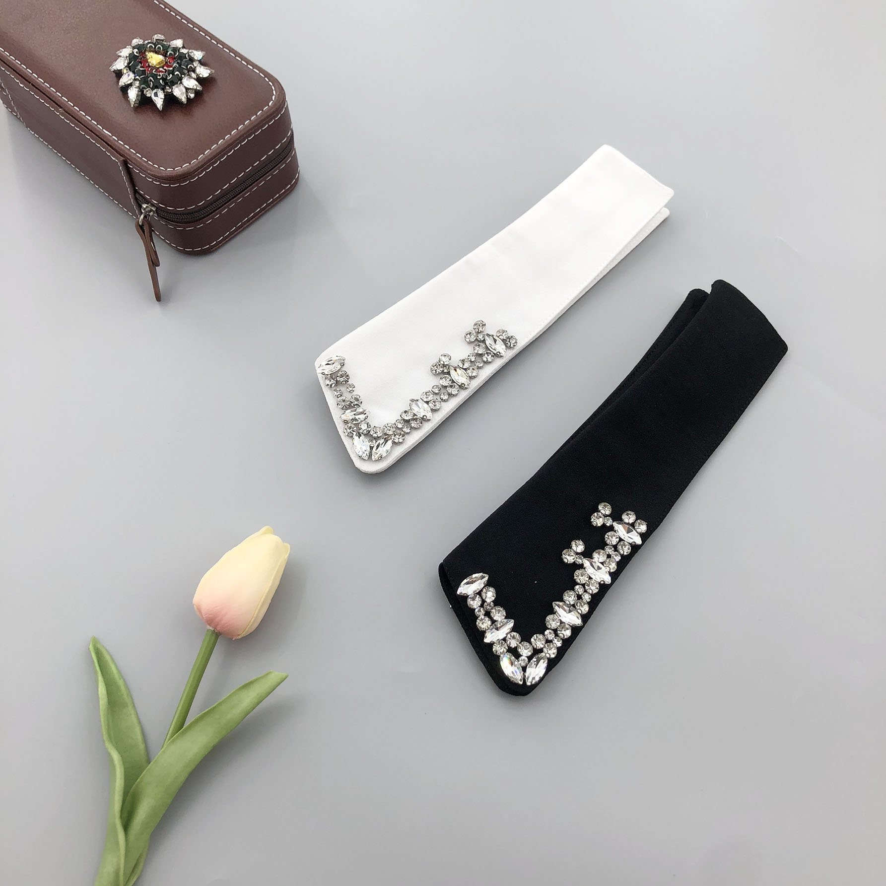 Wholesale Dickey Lace Fake Collar Women Neck Lace Rhinestone Collar Embroider
