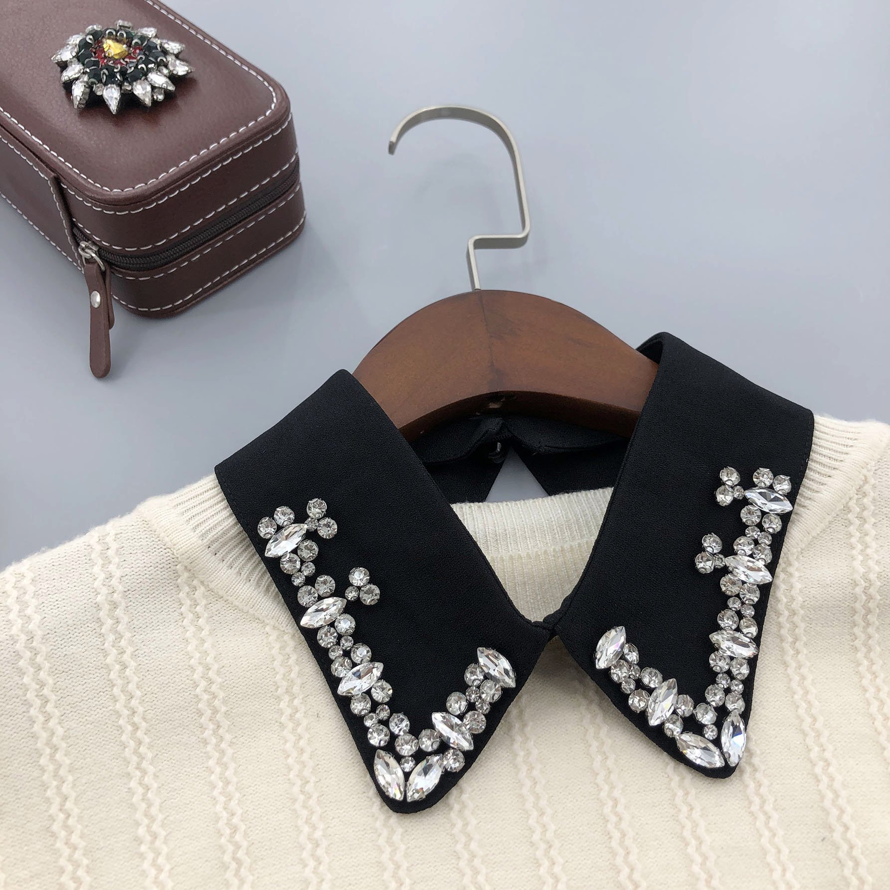Wholesale Dickey Lace Fake Collar Women Neck Lace Rhinestone Collar Embroider