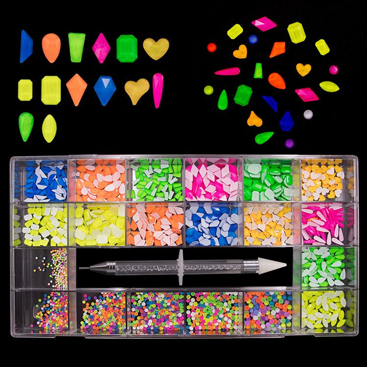 Factory Wholesale Hight Quality Multi Shape Glass Crystal Stone Decoration Design 3D Flatback Nail Art Fancy Rhinestone