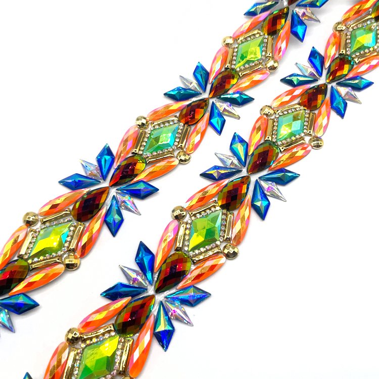Stock available cheap styles gemstone tape resin rhinestone trims for Aruba carnival costumes manufacturer