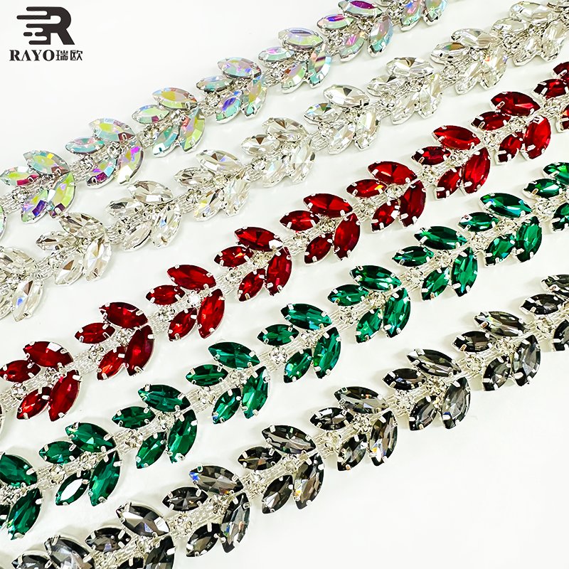 Wholesale Embroidery Neck Applique Beads Rhinestone Trimming Gold Chain Roll with Colorful Design 10 Yards Roll Chains