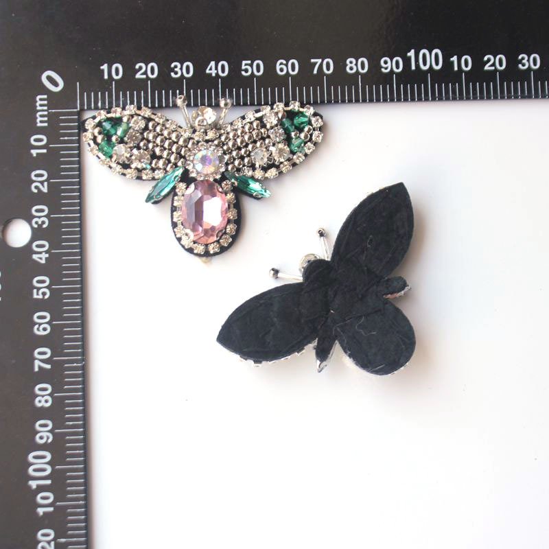 Cute cartoon Pink Diamond Bee Handmade Cloth Rhinestones Patch cartoon patches for clothing