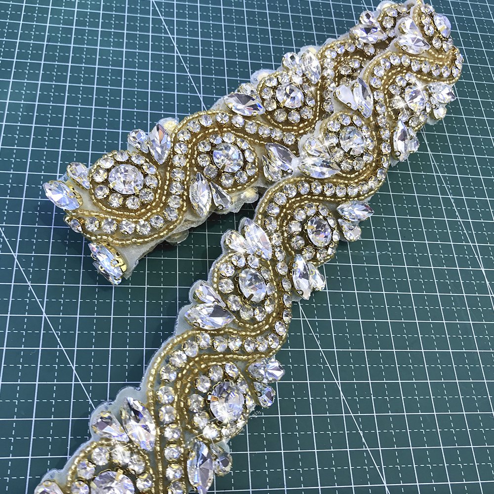L234 Wholesale Fashion appliques and trimmings rhinestone dress appliques crystal patches