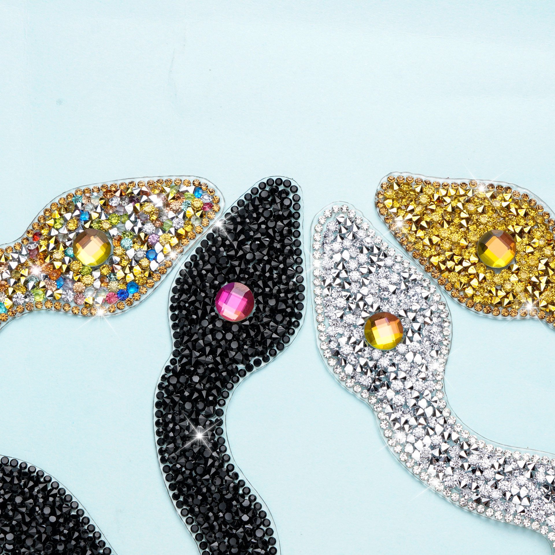New Arrival Snake Rhinestone Patches Iron On Crystal Appliques DIY Resin Hot-fix Appliques for Hoodies