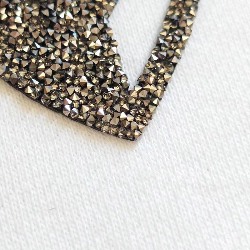 Hot Sell custom Hot Fix Adhesive Diamond Heat transfer printing logo garment label Crystal letter rhinestone Resin stickers