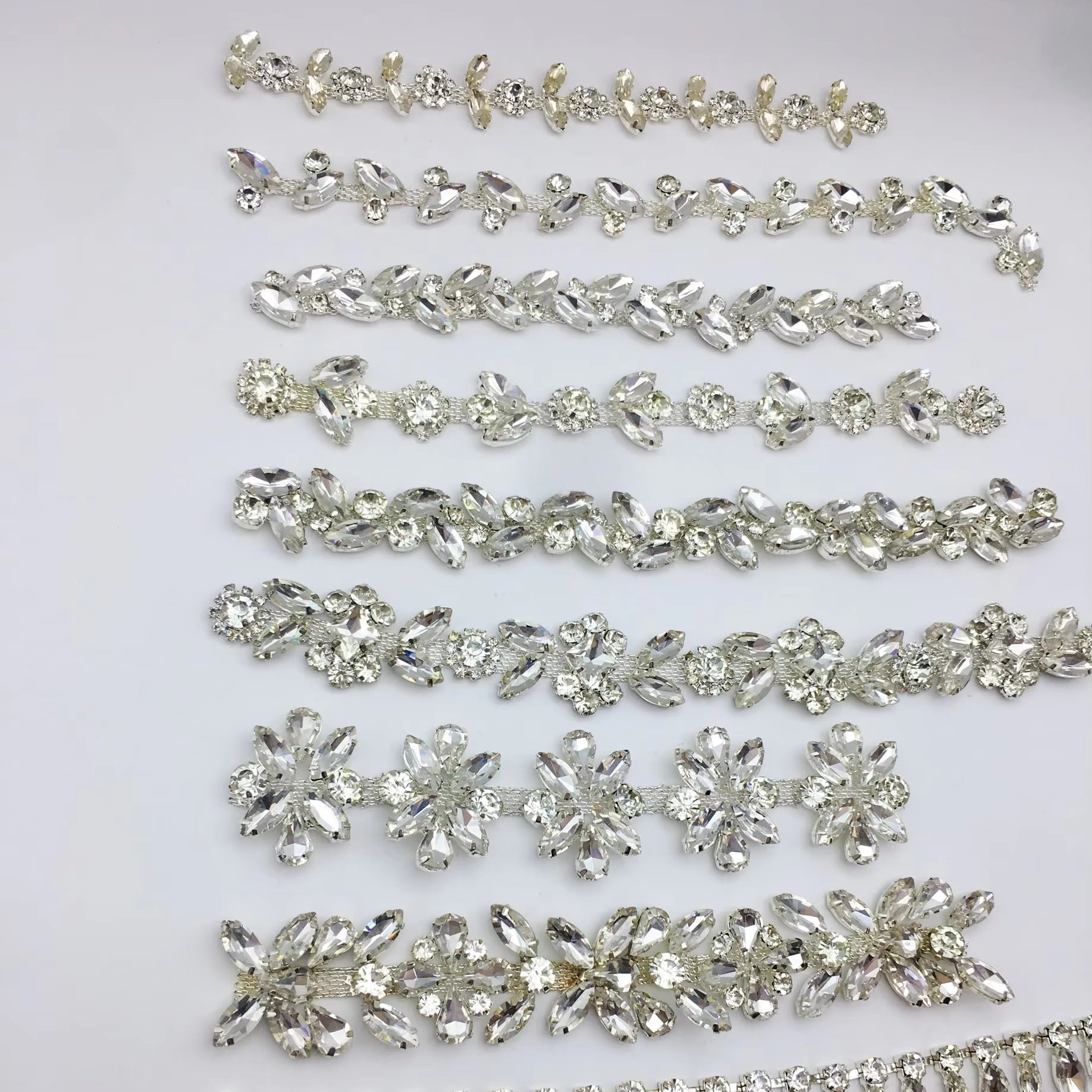 SINRONG Horse Eye glass diamond decorative rhinestone flower chain, used for DIY crystal trimmed shoes and dresses