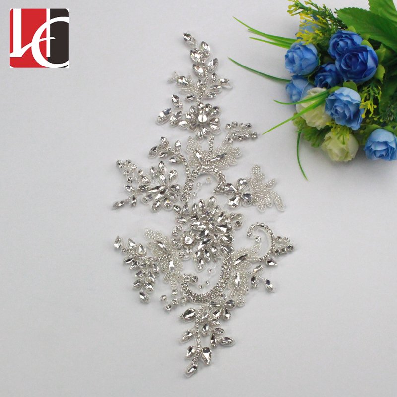 HC-3679 Hechun wholesale handmade lace botton beaded rhinestone applique