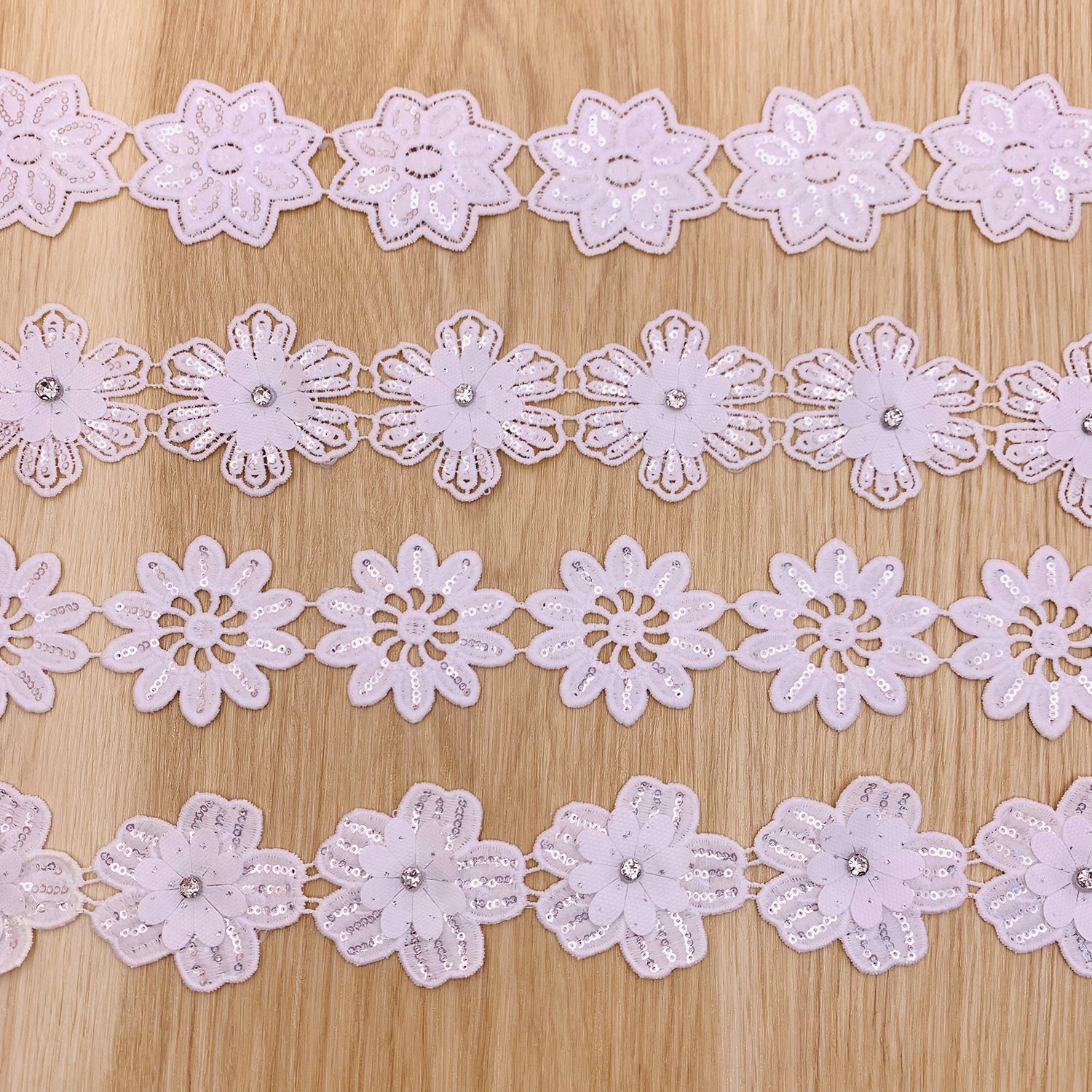 Factory Polyester White Flower Lace Milk Silk Gpo Sequence Gupure Lace Trim