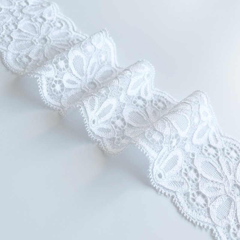 Hot Selling Soft Touch Fine Workmanship Stretchy Lace Trim For Wedding Dresses