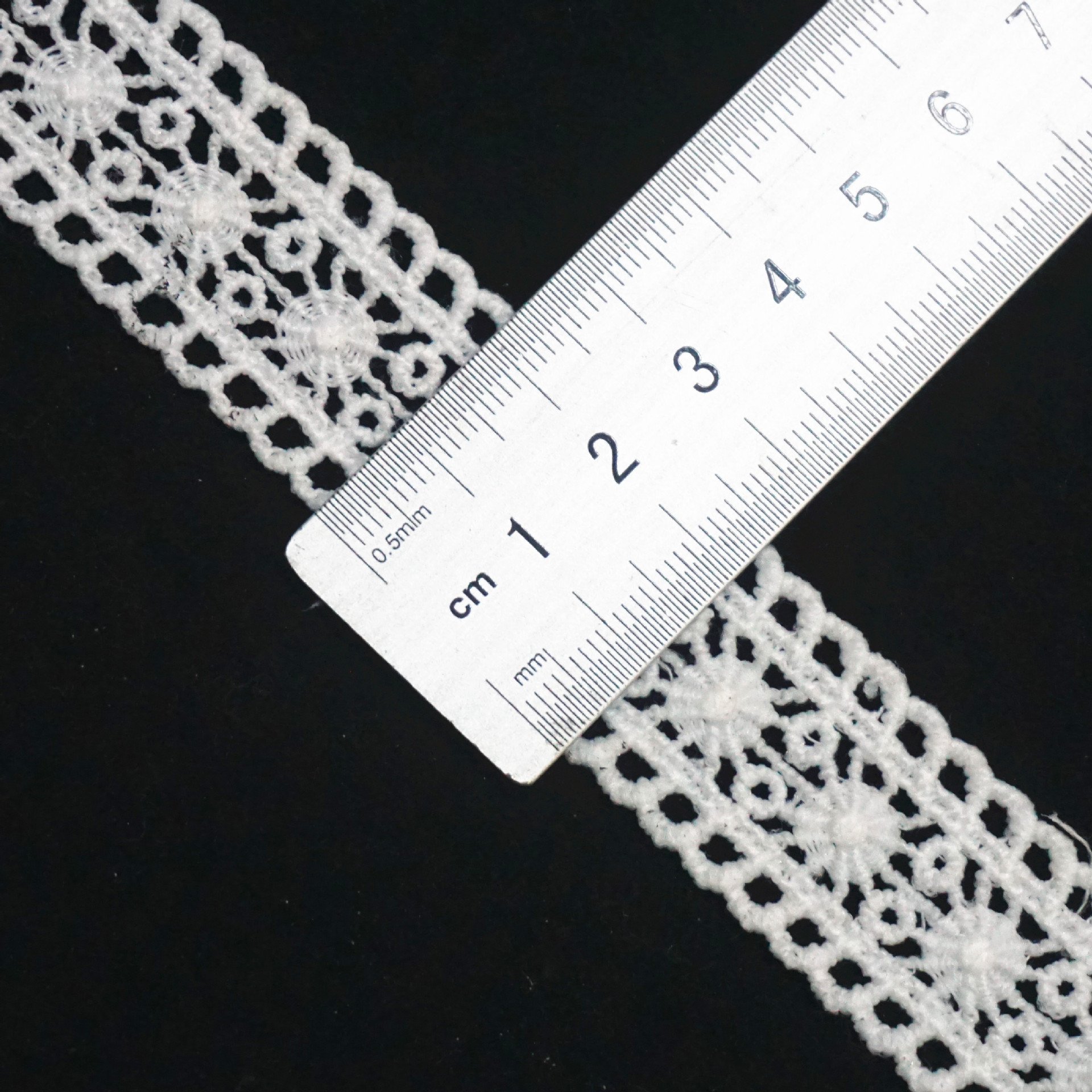 Factory Embroidery Lace Fabric Embroidered Lace Fabric Polyester white embroidery lace trim for Dress