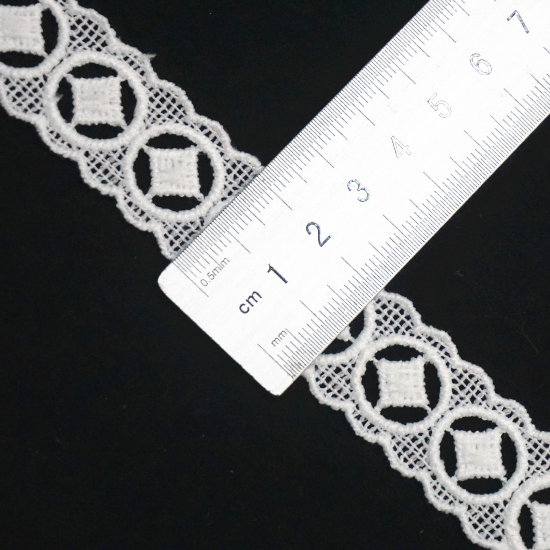Factory Embroidery Lace Fabric Embroidered Lace Fabric Polyester white embroidery lace trim for Dress