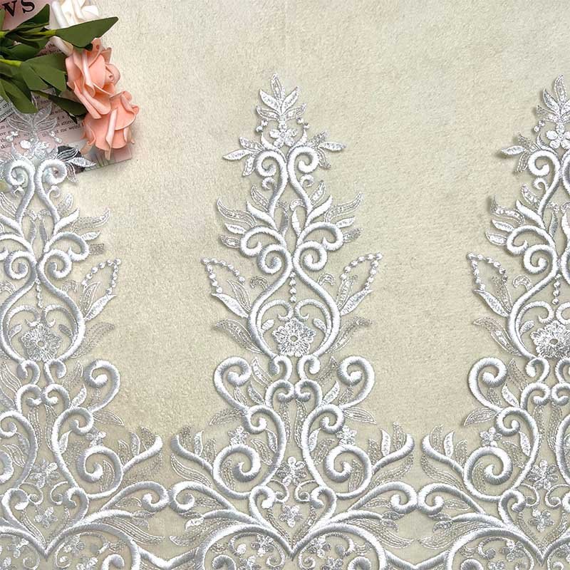 Fashion new design heavy embroidery ivory bridal border lace trim