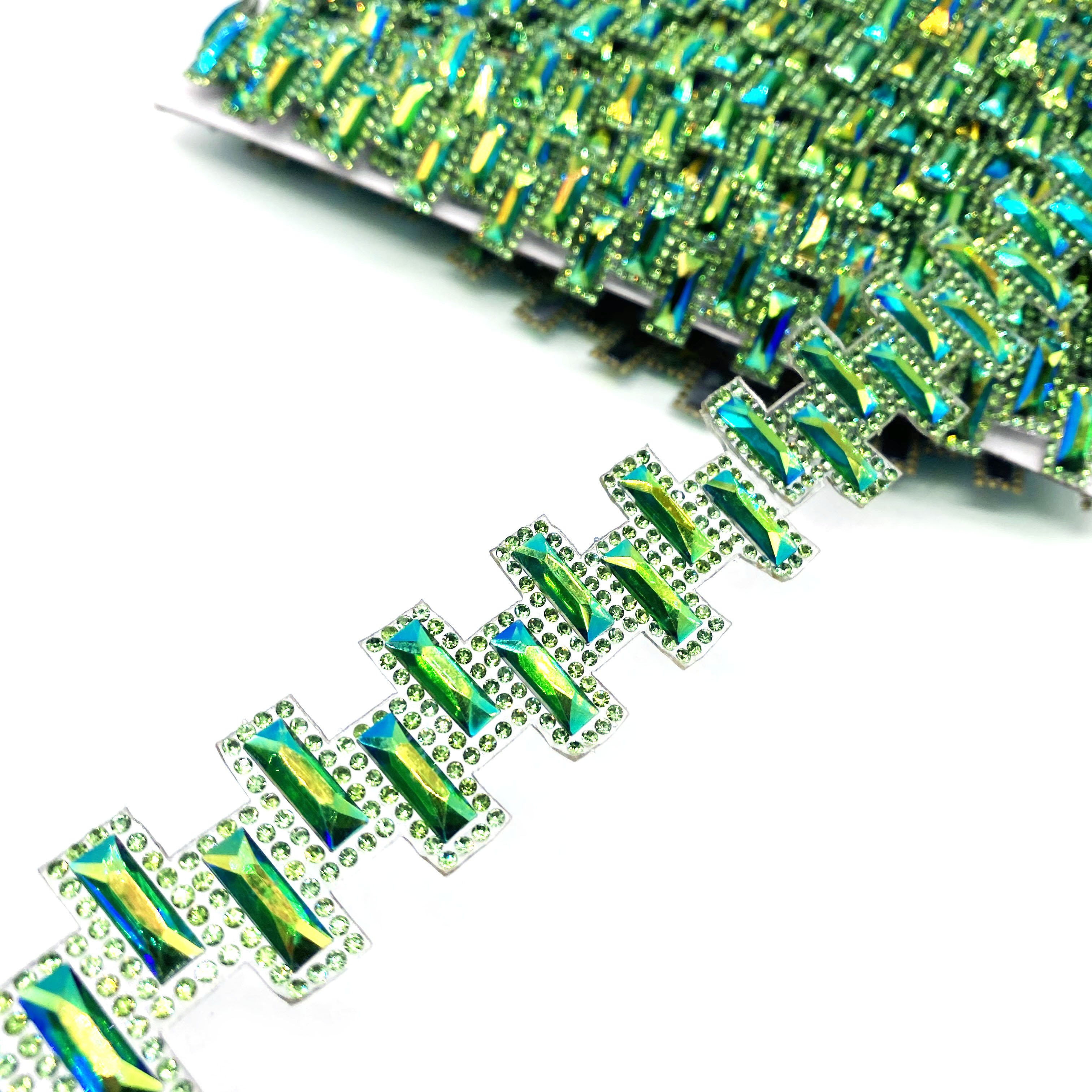 2024 Iron-On Crystal Appliques Hot Fix Rhinestones Stone Chain Trim Carnival Costume Decoration