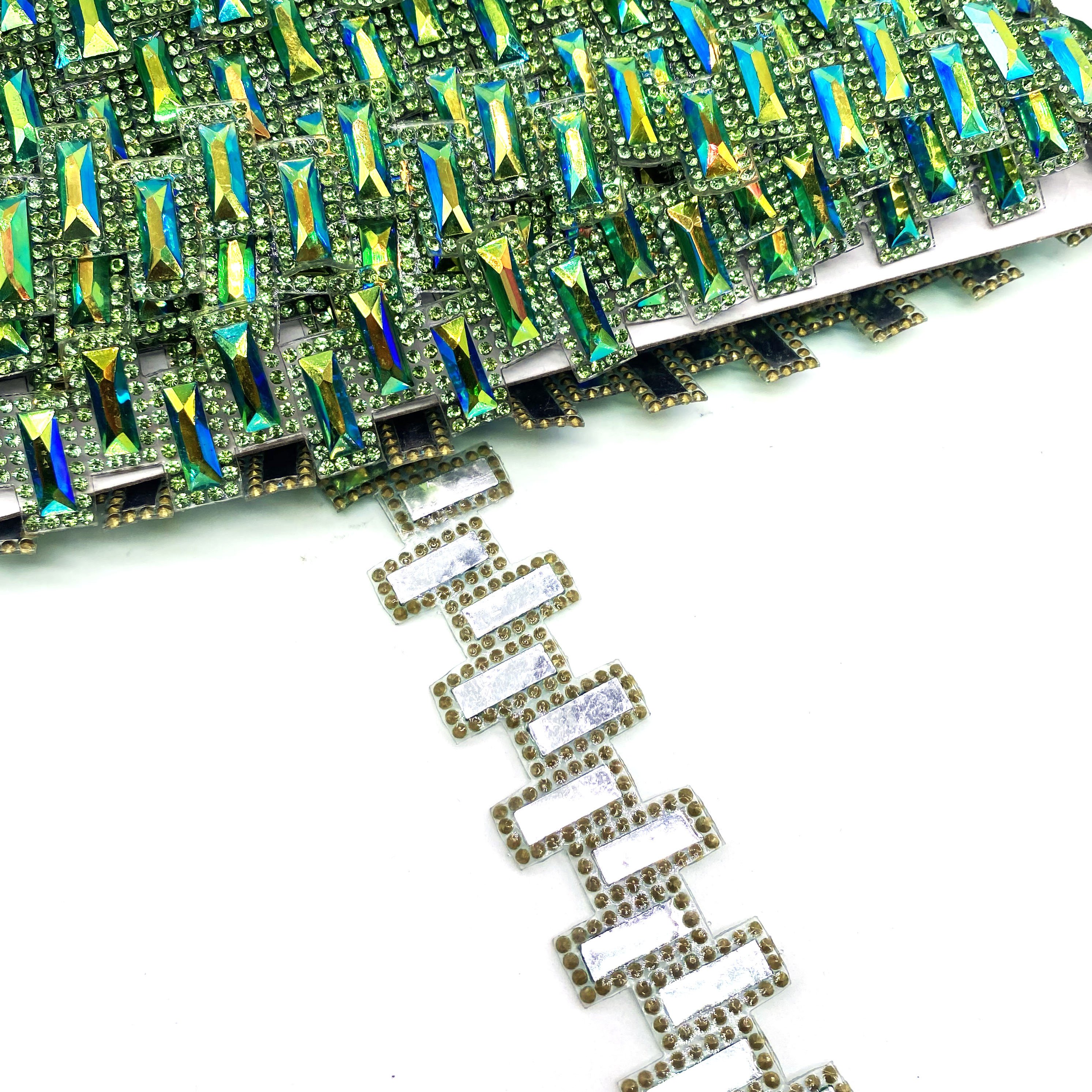2024 Iron-On Crystal Appliques Hot Fix Rhinestones Stone Chain Trim Carnival Costume Decoration